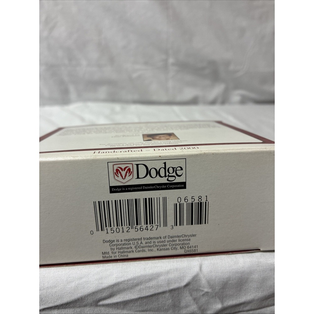 Hallmark Ornament 1978 Dodge Li'l Red Express Truck All American Trucks QX6581 - Picture 10 of 10
